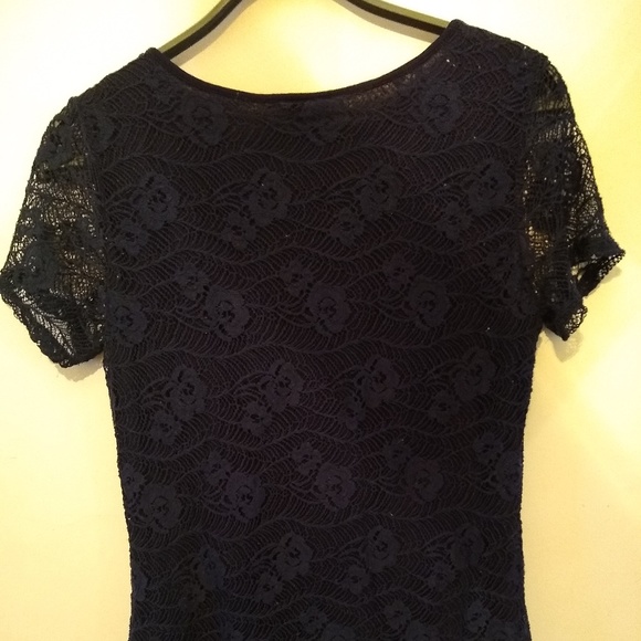 Leo & Nicole Navy Blue Lace top, short sleeves - Picture 1 of 5